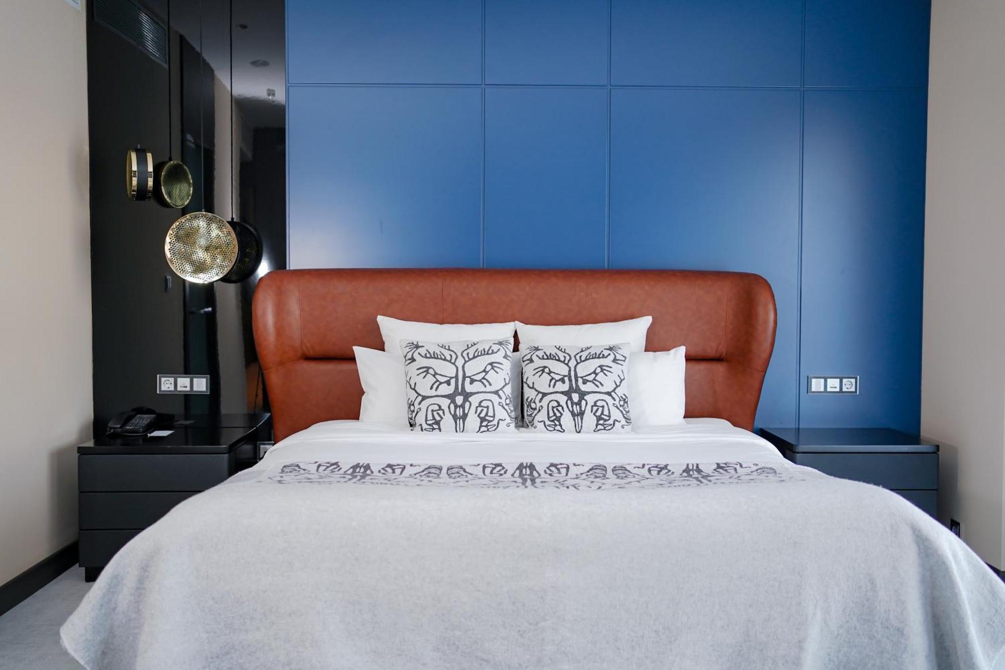 Novotel Bishkek City Center Extérieur photo