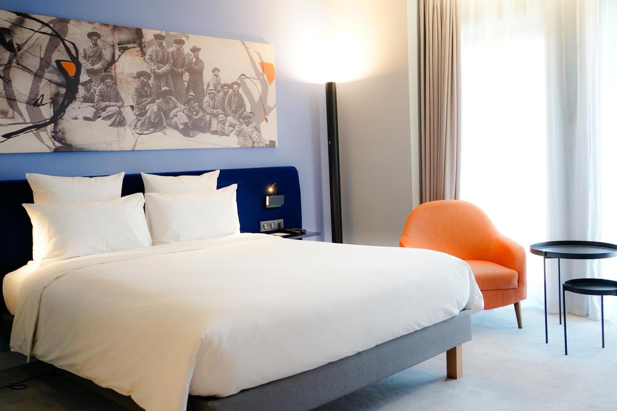 Novotel Bishkek City Center Extérieur photo